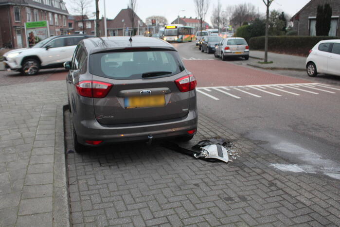 Twee auto's beschadigd bij ongeval, bestuurder onder invloed