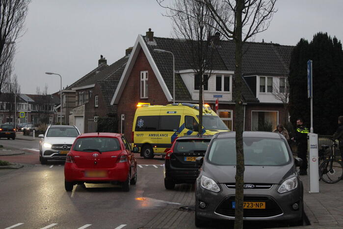 Twee auto's beschadigd bij ongeval, bestuurder onder invloed