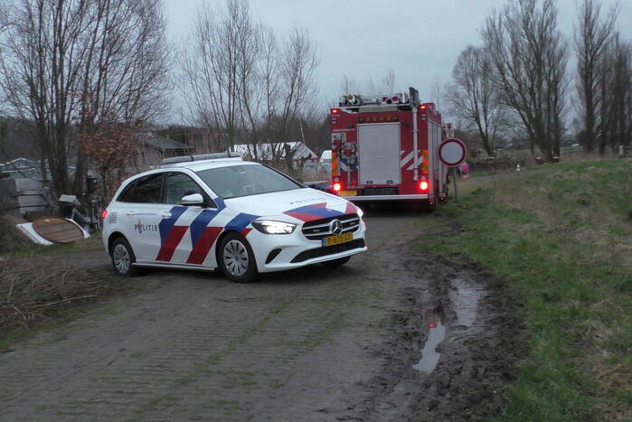 Brand op woonboot blijkt afvalverbranding