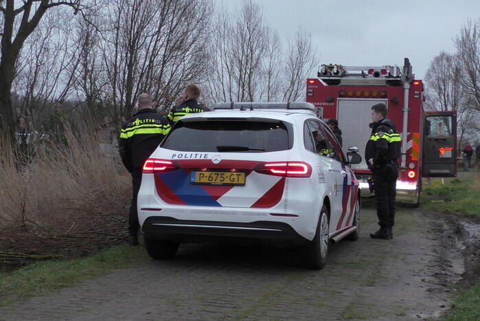 Brand op woonboot blijkt afvalverbranding