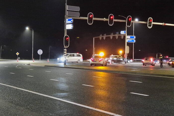 Flinke ravage na ongeval met drie voertuigen