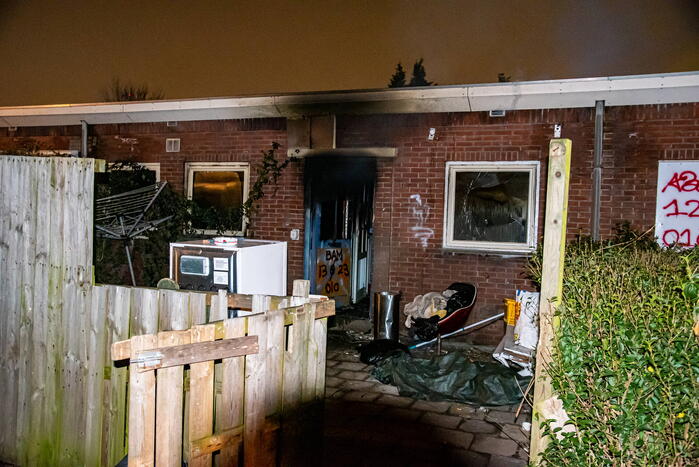 Antikraak woning verwoest na uitslaande brand