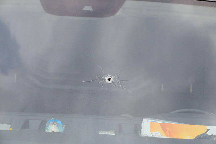 Persoon in been geschoten