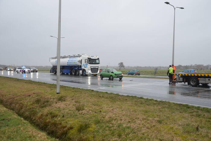 Schade bij kop-staartbotsing voor verkeerslichten