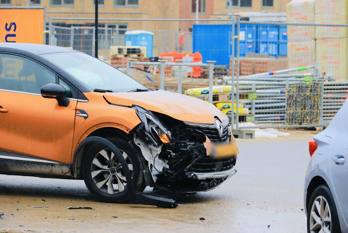 Flinke schade bij botsing in Vathorst