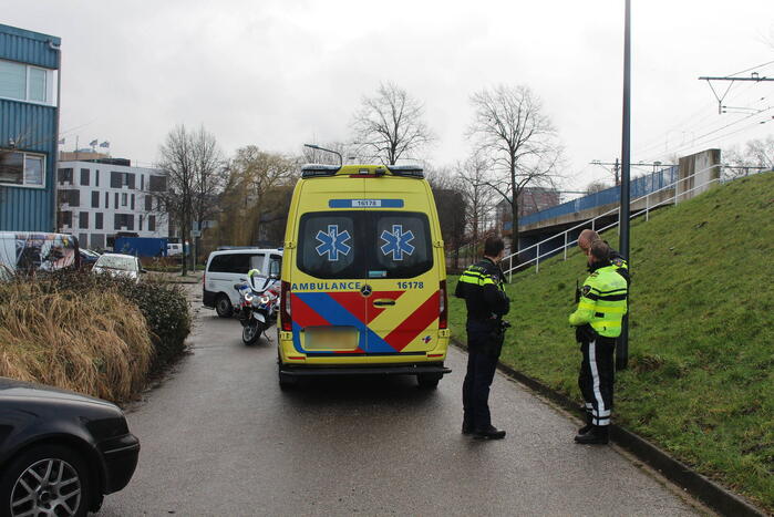 Scooterrijder gewond bij botsing met auto