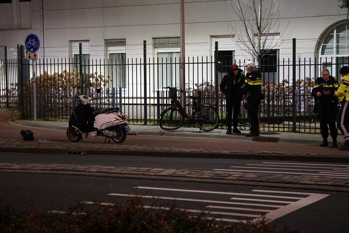 Fietser gewond bij botsing met scooter