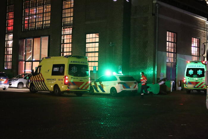 Persoon overleden na val van trap in theater