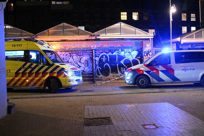 Persoon raakt te water