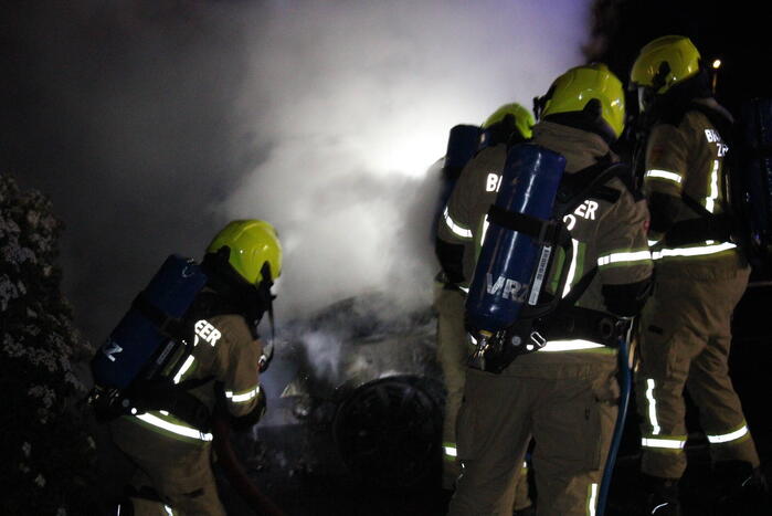 Auto flink beschadigd door brand