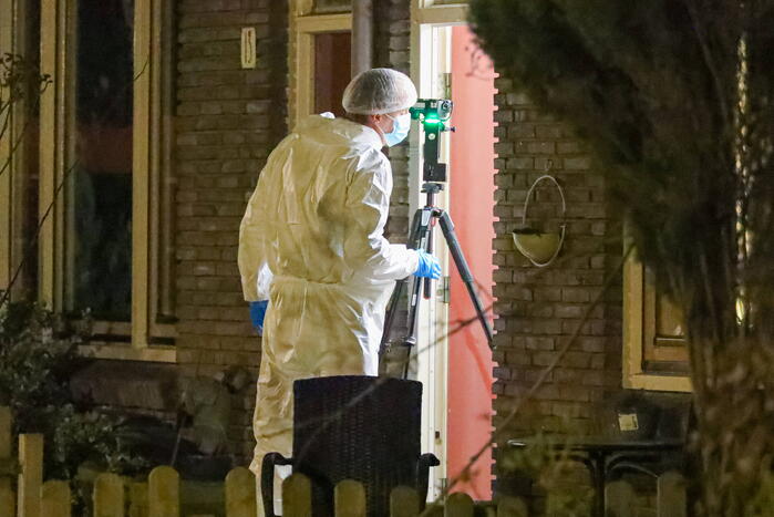 Politie vindt lichaam, mogelijk sprake van misdrijf