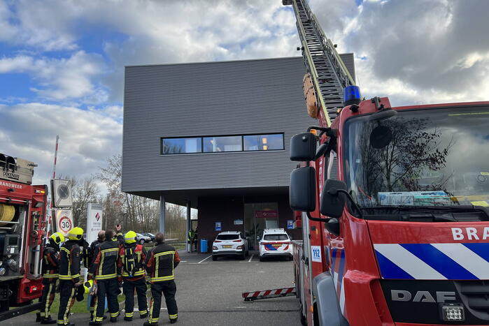 Brandweer doet onderzoek naar brand
