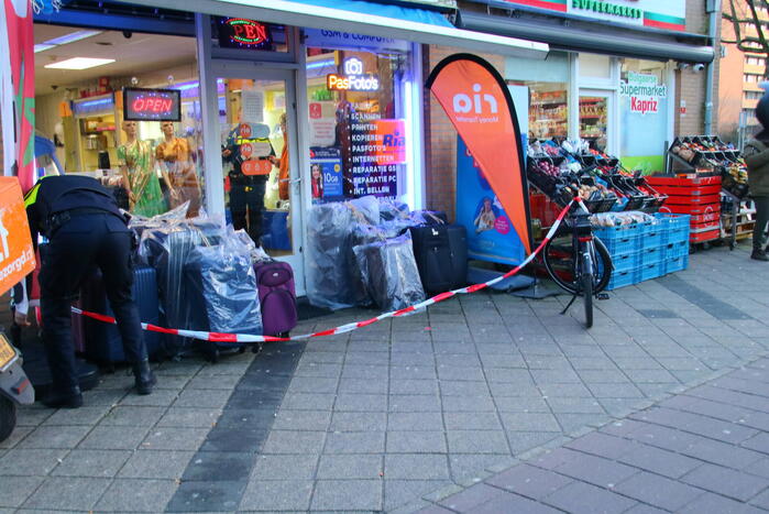 Onderzoek naar overval op telefoonwinkel