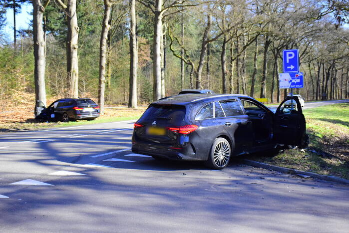 Flinke schade bij aanrijding op kruising