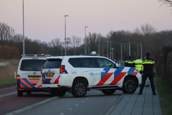 Gewonde en aanhoudingen na steekincident bij AZC