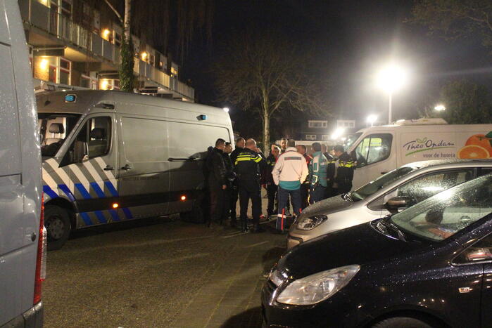 Meerdere woningen ontruimd na aantreffen explosief