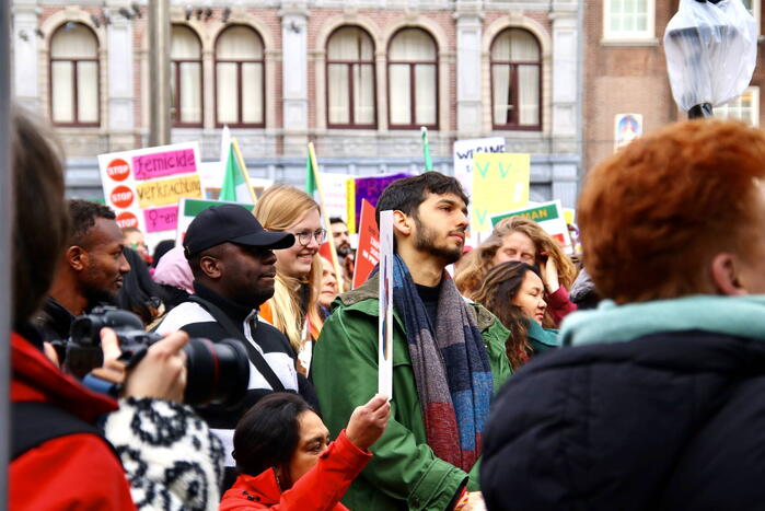 Grote drukte bij feminist march