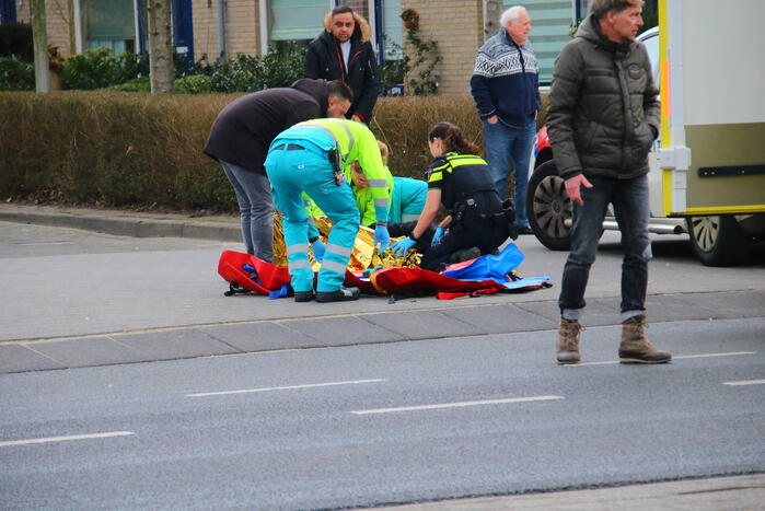 Scooterrijder gewond bij botsing met auto
