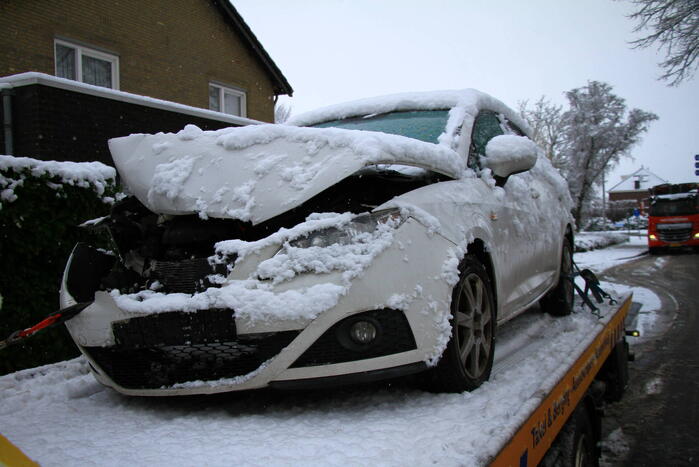 Flinke schade bij botsing op kruising