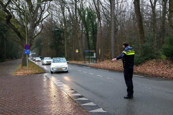 Politie houdt verkeerscontrole
