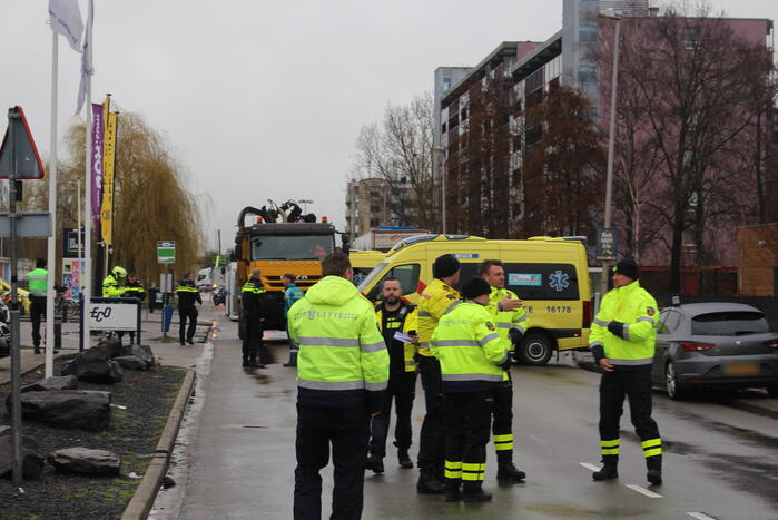 Fietser overleden door aanrijding met vrachtwagen