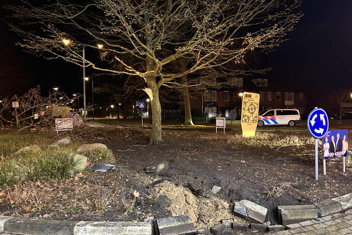 Auto belandt op de kop bij ongeval