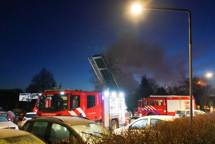 Schuur verwoest door uitslaande brand