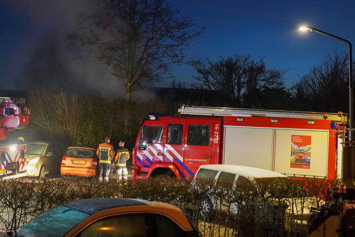 Schuur verwoest door uitslaande brand