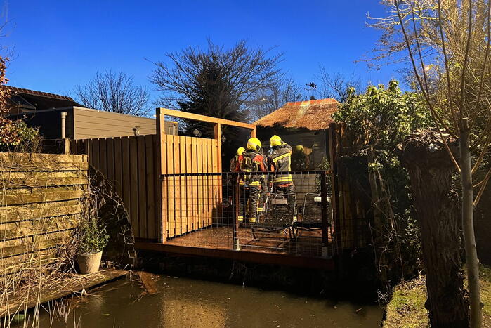 Schuur verwoest door uitslaande brand