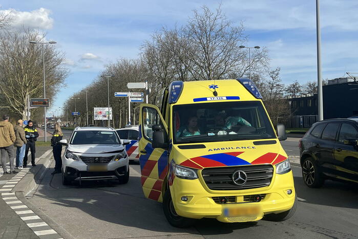 Aanrijding tussen twee personenauto's