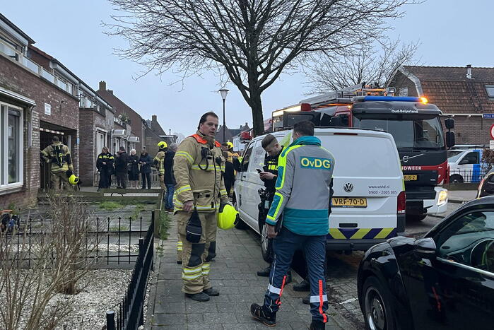 Persoon gewond bij flinke woningbrand