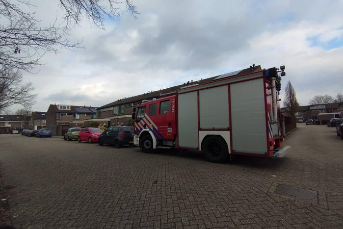 Brandweer verricht onderzoek wegens gaslucht