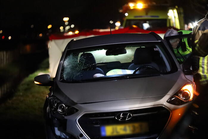 Vrouw overleden na aanrijding met auto