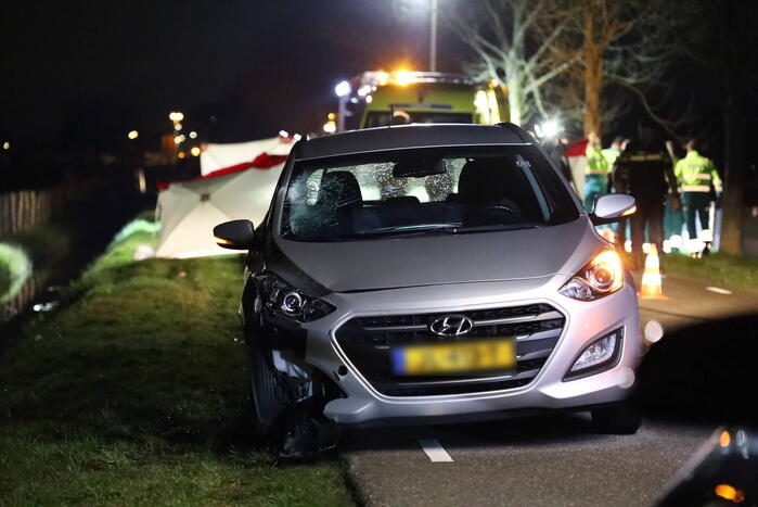 Vrouw overleden na aanrijding met auto