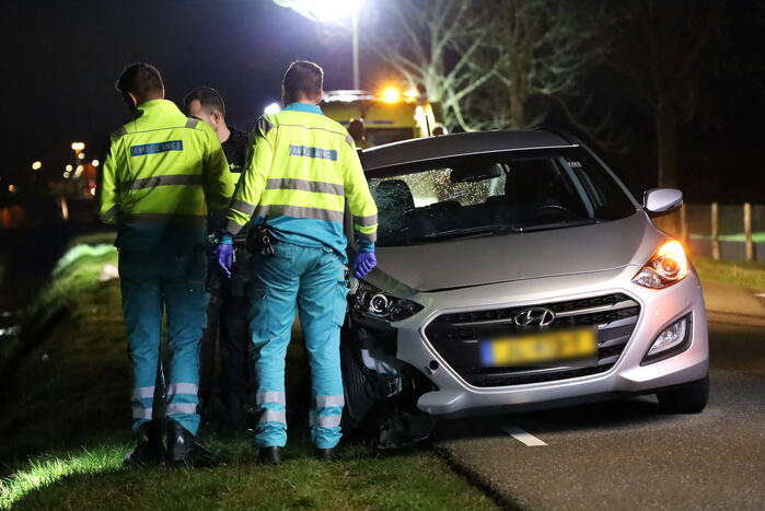 Vrouw overleden na aanrijding met auto
