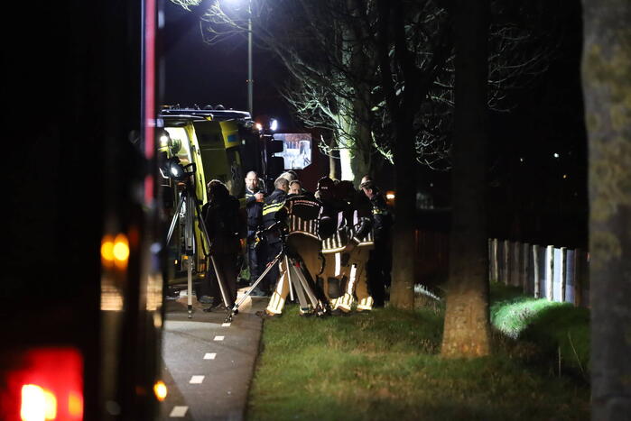 Vrouw overleden na aanrijding met auto