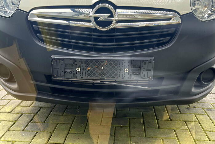 Fietser gewond bij aanrijding met bestelwagen