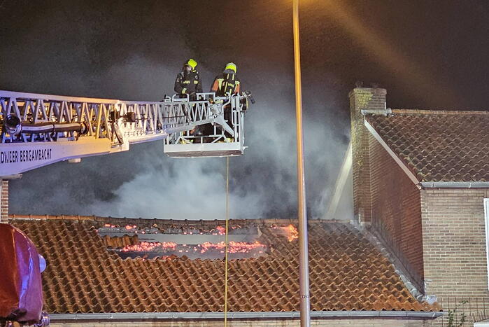 Veel schade bij brand in woning