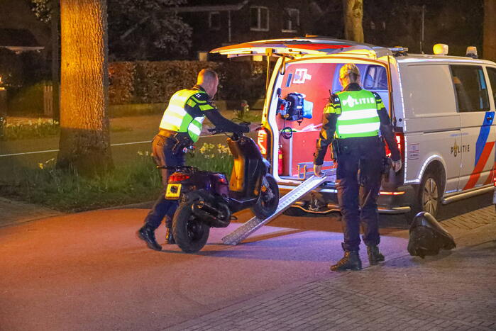 Politieachtervolging eindigt na botsing