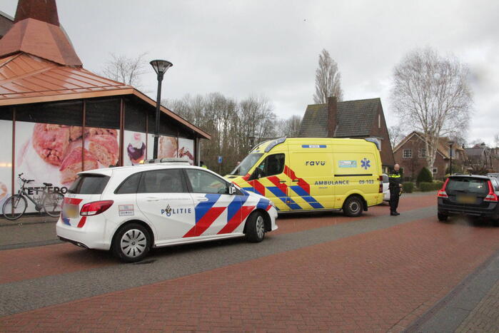 Scooterrijder gewond bij harde botsing met auto