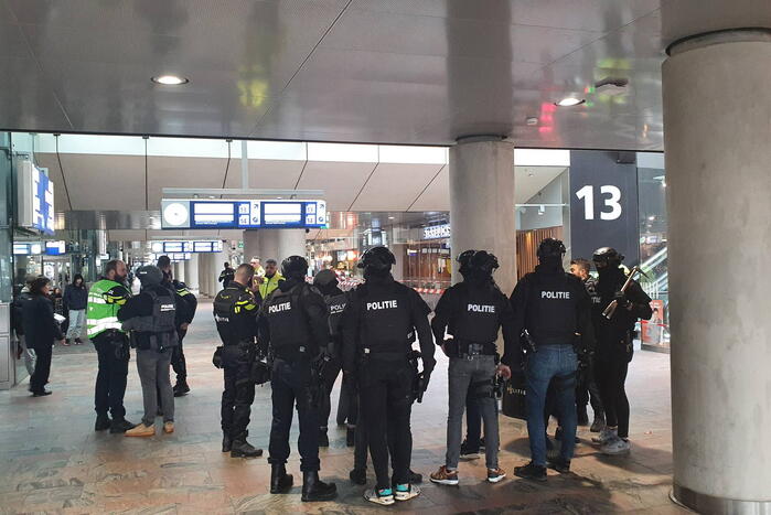 Massale inzet politie vanwege mogelijk vuurwapen