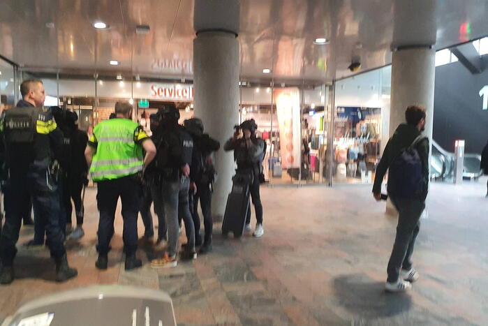 Massale inzet politie vanwege mogelijk vuurwapen