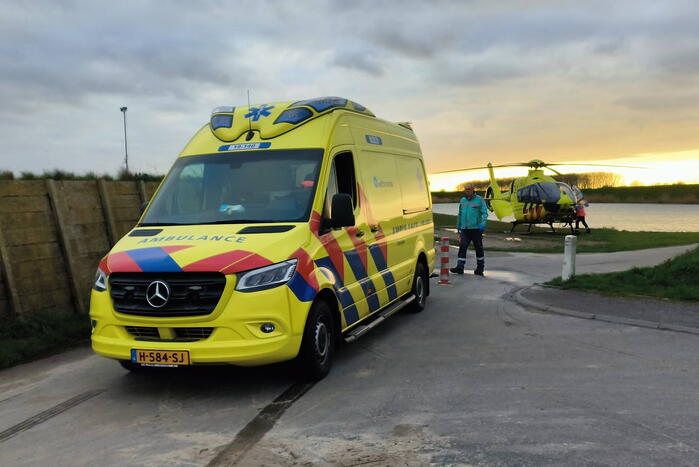 Zwaargewonde na woningbrand