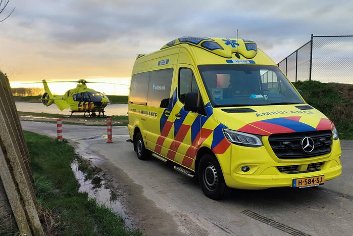 Zwaargewonde na woningbrand