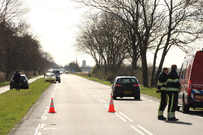 Automobilist raakt van de weg belandt in sloot