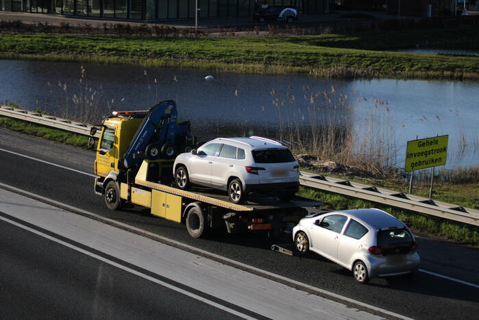 Twee personenauto's afgesleept na ongeval