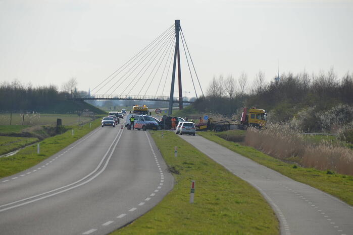 Veel schade na ongeval op kruising