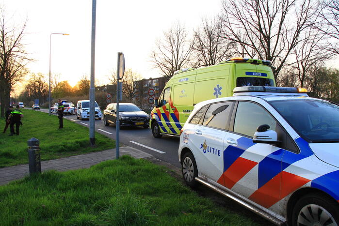 Rijbaan afgesloten na kop-staart botsing