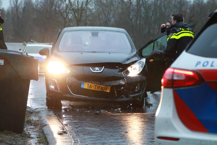 Frontale botsing op kruising