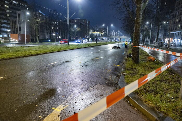 Maaltijdbezorger aangereden door automobilist
